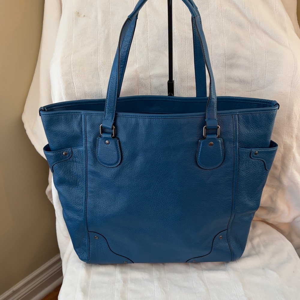 Large Coach Deep Blue Leather Tote with Front Zip Pocket - Picture 2 of 5